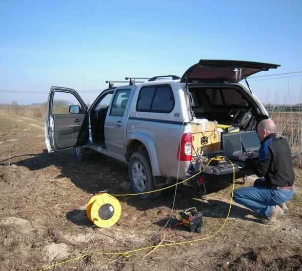 Seismic Refraction & Reflection Tomography in Arlington, TX